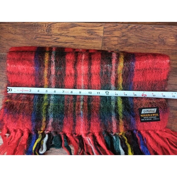 St.Michael Red Green Long Hair Tartan Plaid Mohair Wool Britain Scarf Wrap Lux - Picture 2 of 6